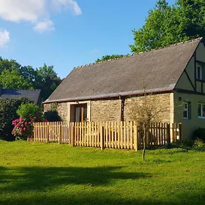  Сasa de vacaciones Le Vieux Moulin - Detached With Garden Views And Pool