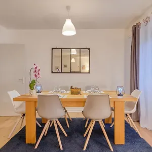  Apartamento Le Fougeres - 2 Chambres, Garage Prive